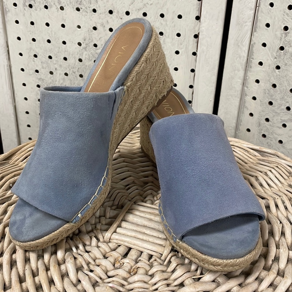 Vionic espadrilles wedges size 7